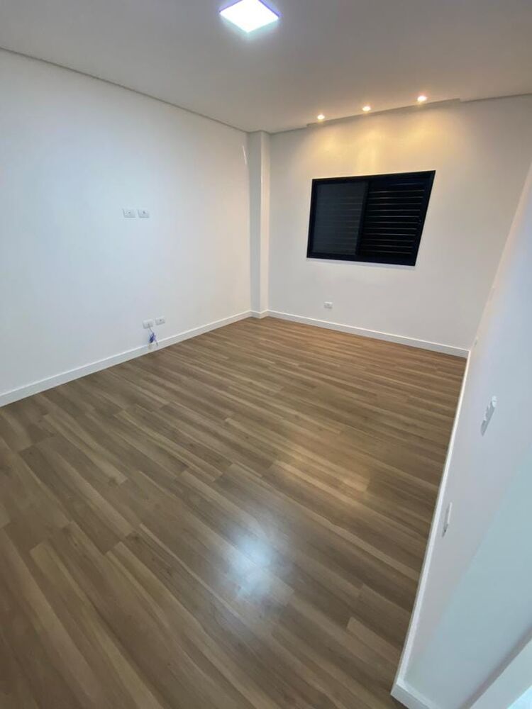 Casa à venda com 3 quartos, 157m² - Foto 4
