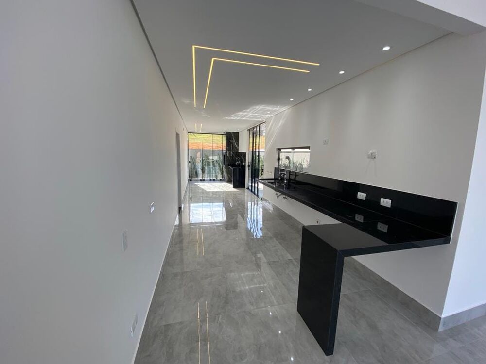 Casa à venda com 3 quartos, 157m² - Foto 8