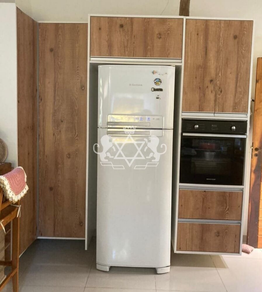 Casa à venda com 3 quartos, 173m² - Foto 8