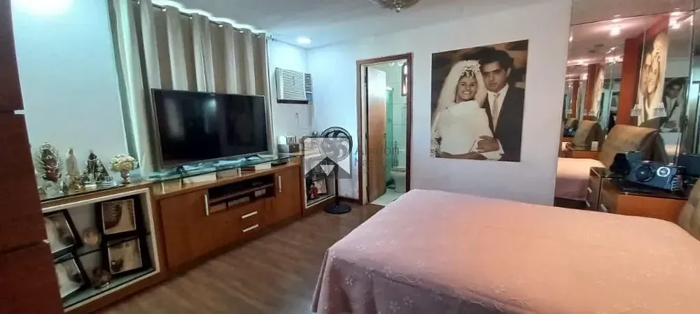 Cobertura, 3 quartos, 240 m² - Foto 2