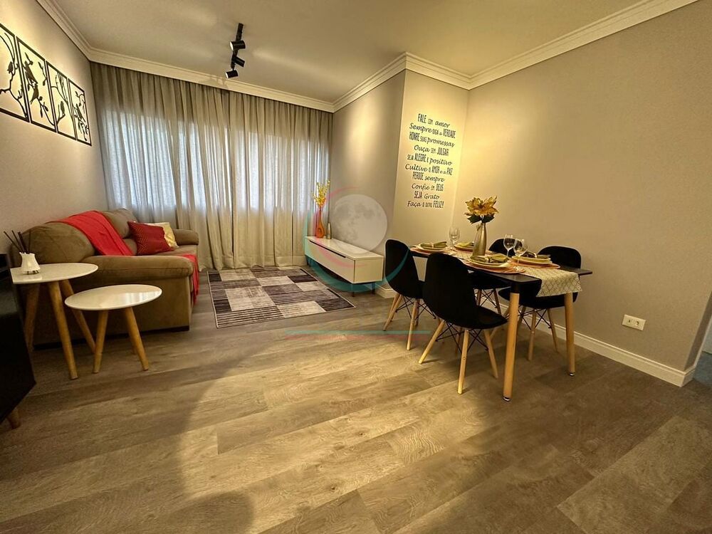 Apartamento à venda com 2 quartos, 76m² - Foto 1