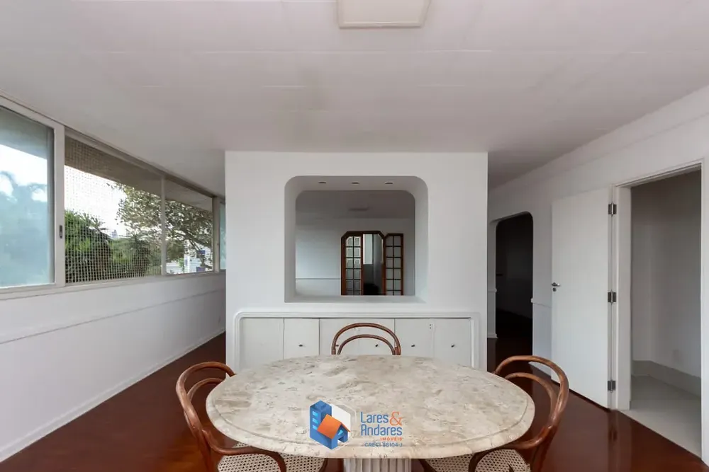 Apartamento, 3 quartos, 162 m² - Foto 1