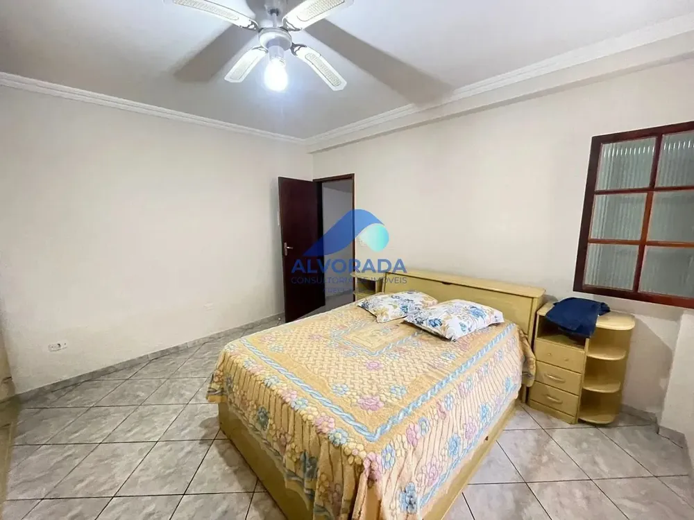 Casa, 3 quartos, 282 m² - Foto 1