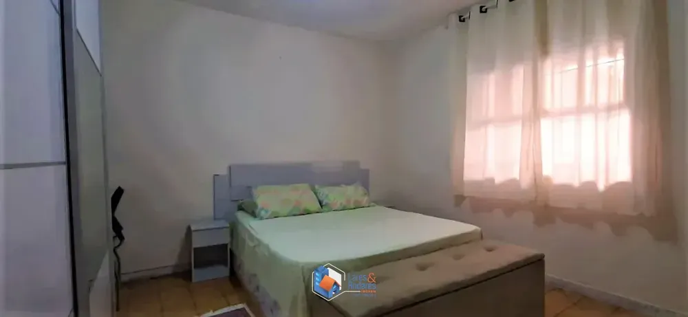 Casa, 4 quartos, 198 m² - Foto 1