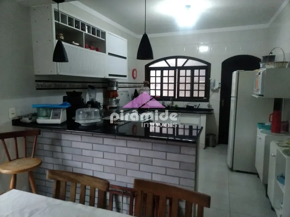 Casa, 3 quartos, 179 m² - Foto 6