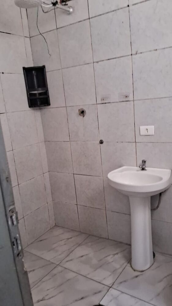 Casa para alugar com 1 quarto, 40m² - Foto 2