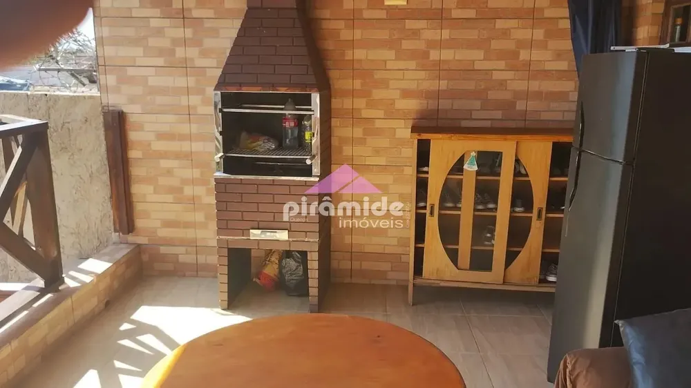 Casa, 3 quartos, 180 m² - Foto 2