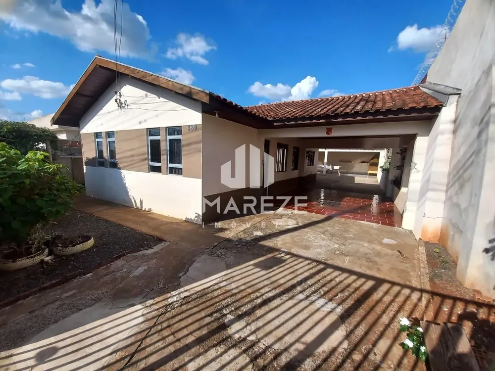 Casa, 4 quartos, 136 m² - Foto 1