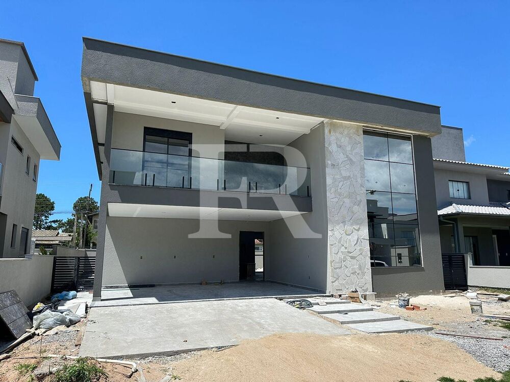 Casa à venda com 4 quartos, 292m² - Foto 3