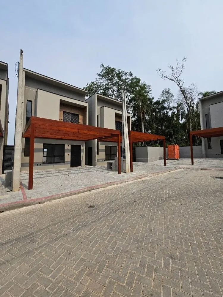 Casa, 3 quartos, 110 m² - Foto 1