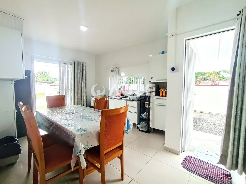 Casa, 3 quartos, 107 m² - Foto 3