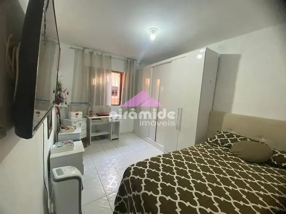 Casa, 3 quartos, 142 m² - Foto 1