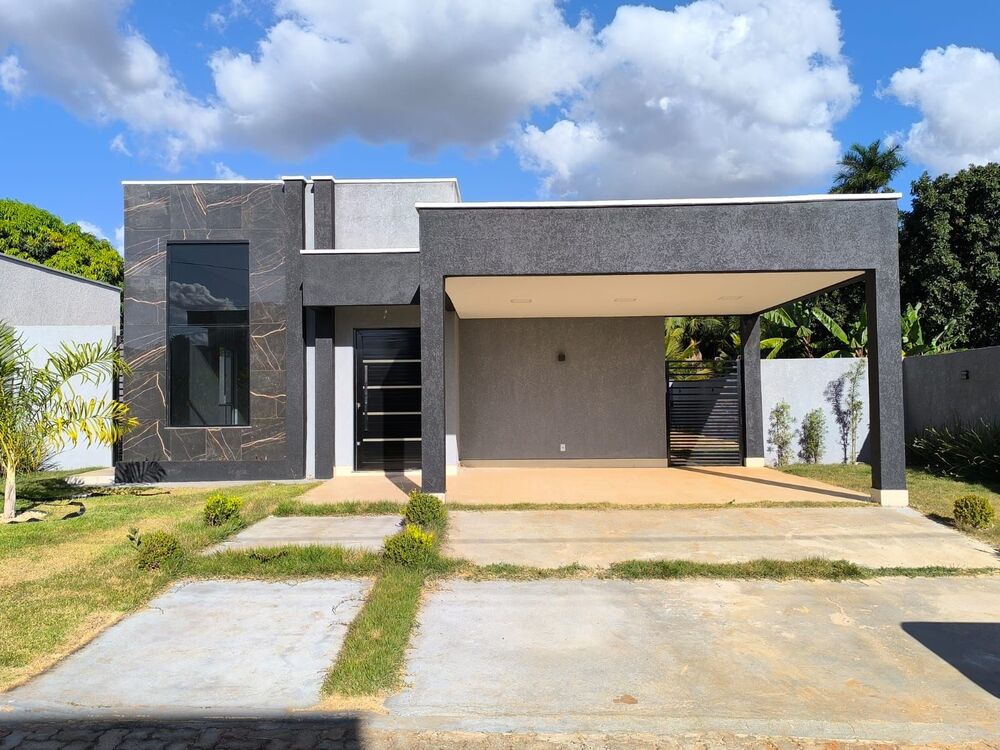 Casa à venda com 3 quartos, 190m² - Foto 1