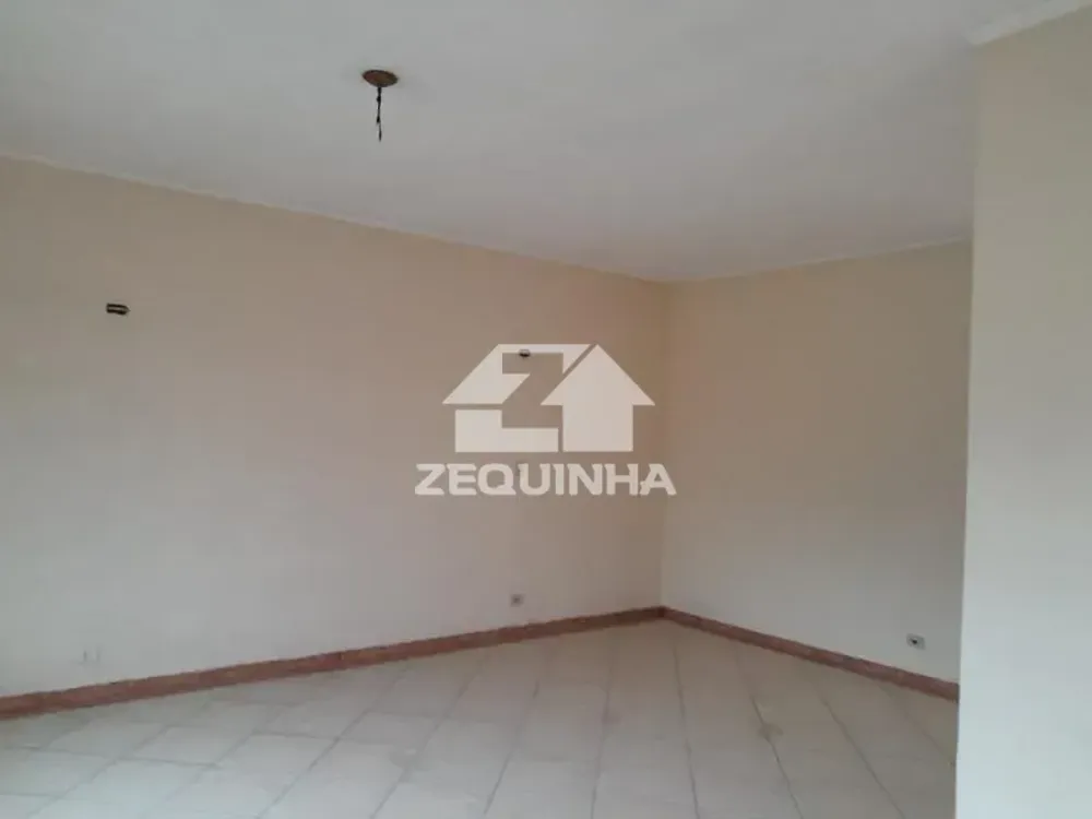 Casa, 4 quartos, 398 m² - Foto 1
