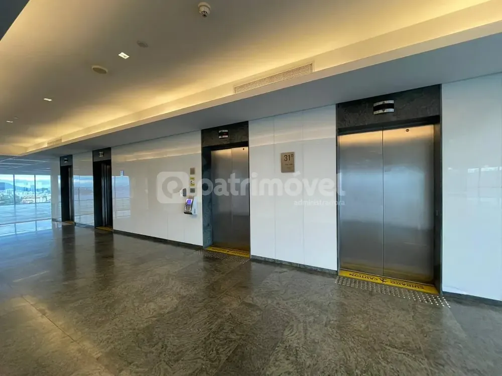 Sala-Conjunto, 1530 m² - Foto 17