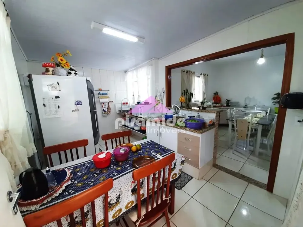 Casa, 3 quartos, 323 m² - Foto 2