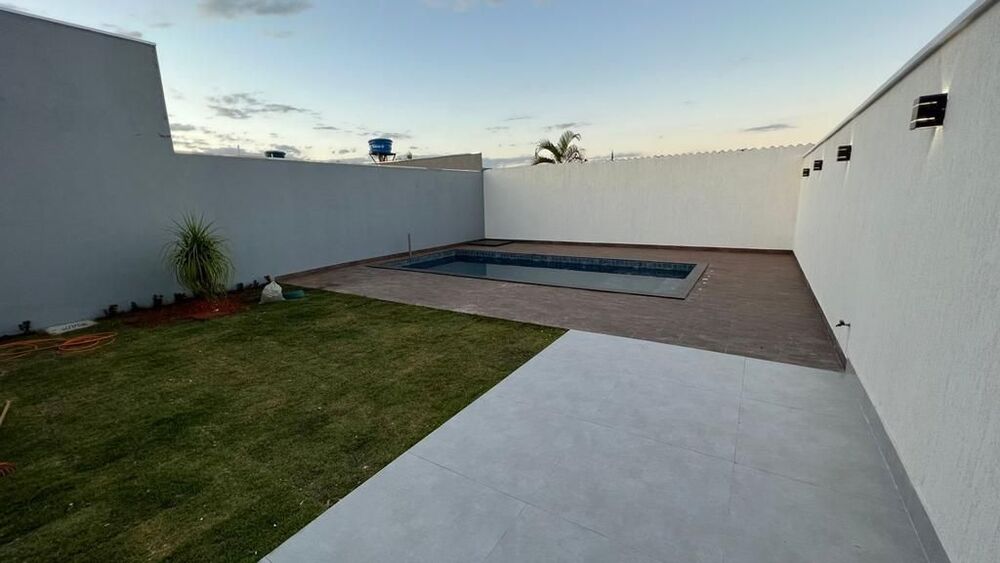 Casa à venda com 3 quartos, 220m² - Foto 14
