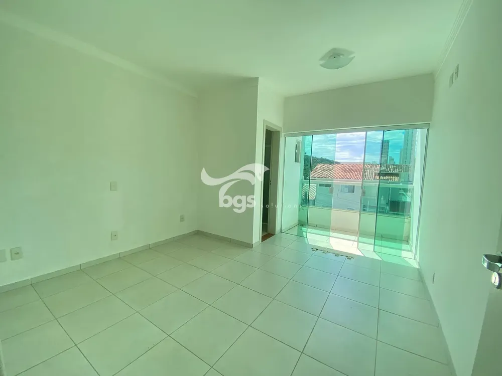 Casa, 3 quartos, 130 m² - Foto 2