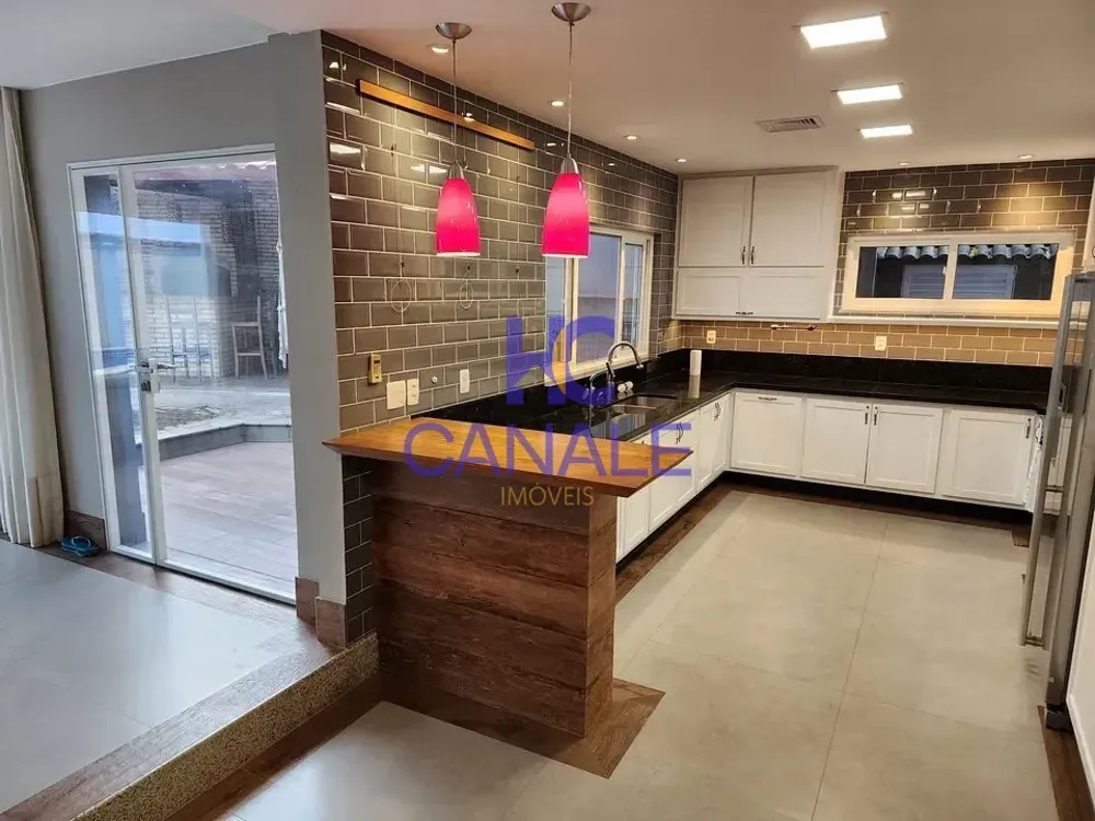 Casa, 5 quartos, 241 m² - Foto 23