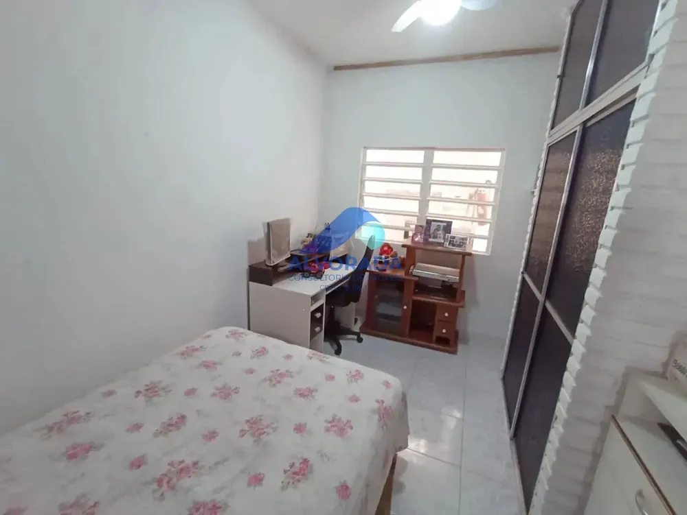 Casa, 3 quartos, 240 m² - Foto 13