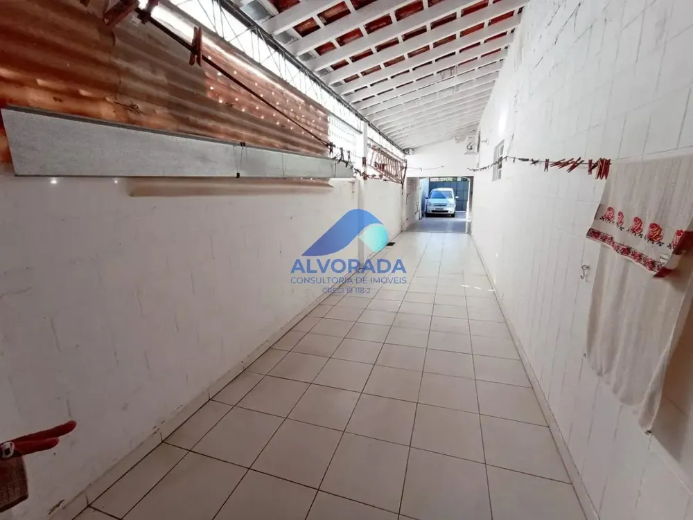 Casa, 3 quartos, 240 m² - Foto 10
