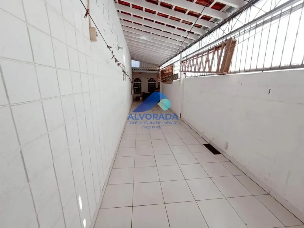 Casa, 3 quartos, 240 m² - Foto 14