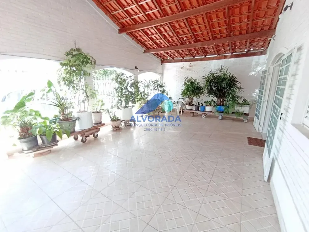 Casa, 3 quartos, 240 m² - Foto 15