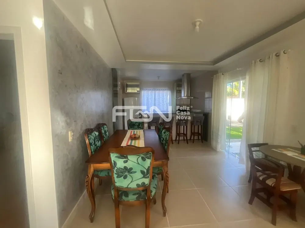 Casa, 4 quartos, 210 m² - Foto 2