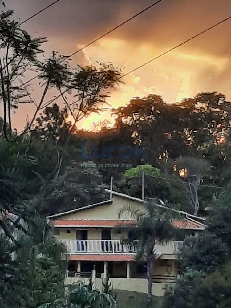 Casa, 3 quartos, 340 m² - Foto 1