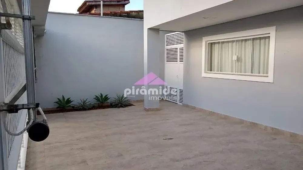 Casa, 3 quartos, 361 m² - Foto 2