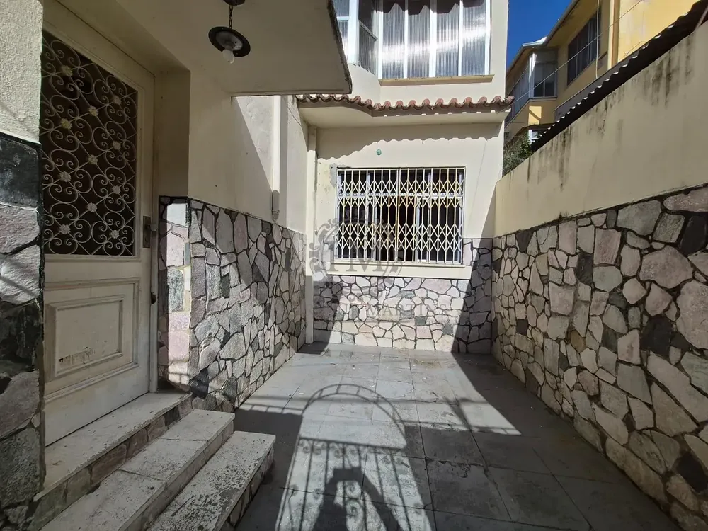 Casa, 3 quartos, 269 m² - Foto 2
