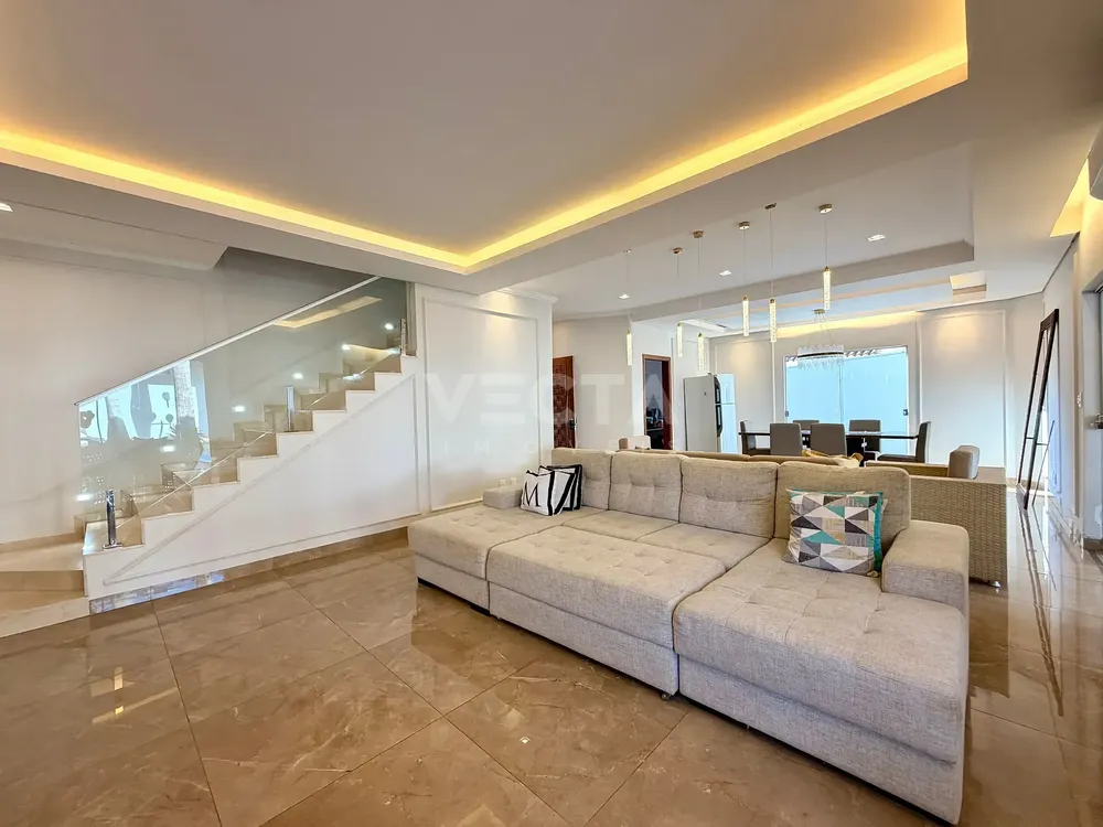 Casa, 3 quartos, 350 m² - Foto 1