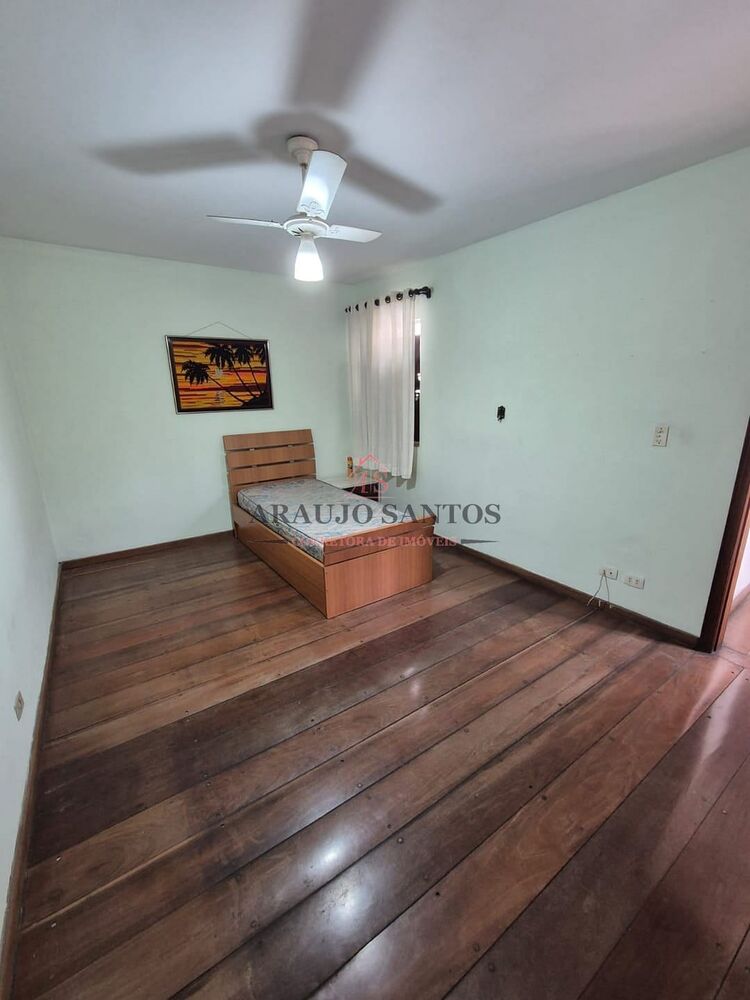 Sobrado à venda com 6 quartos, 182m² - Foto 5