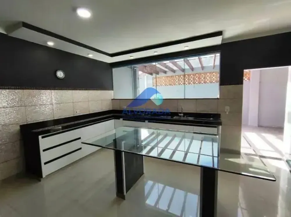 Casa, 4 quartos, 205 m² - Foto 3