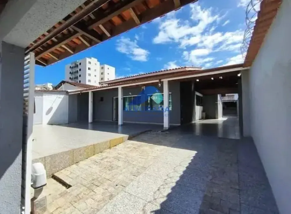 Casa, 4 quartos, 205 m² - Foto 4