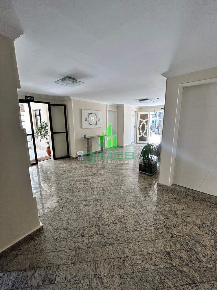 Apartamento à venda e aluguel com 3 quartos, 750m² - Foto 1