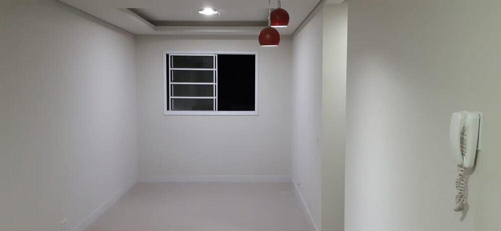 Apartamento à venda com 2 quartos, 45m² - Foto 2
