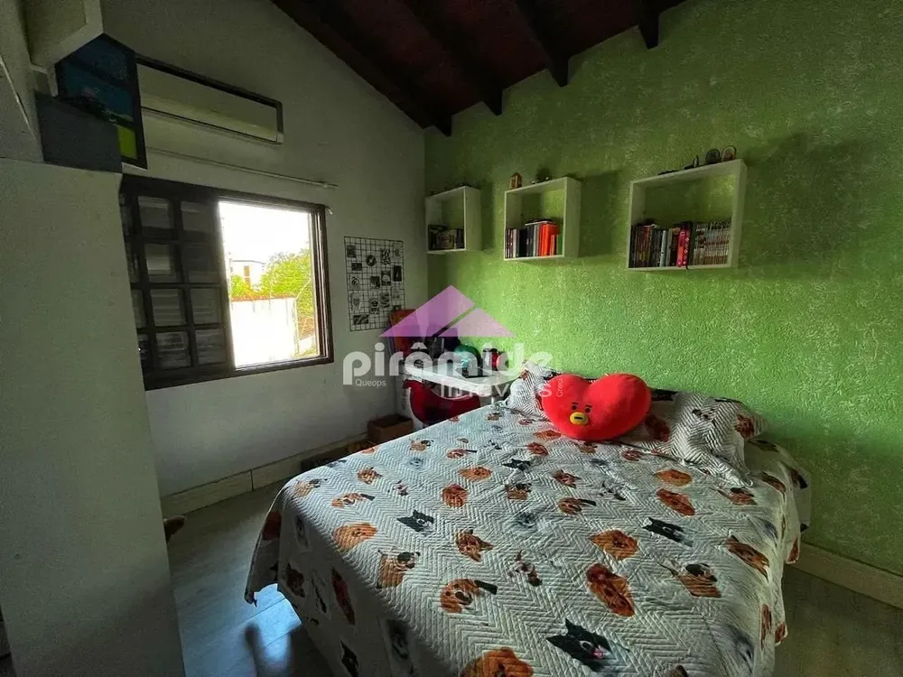 Sobrado, 3 quartos, 330 m² - Foto 2