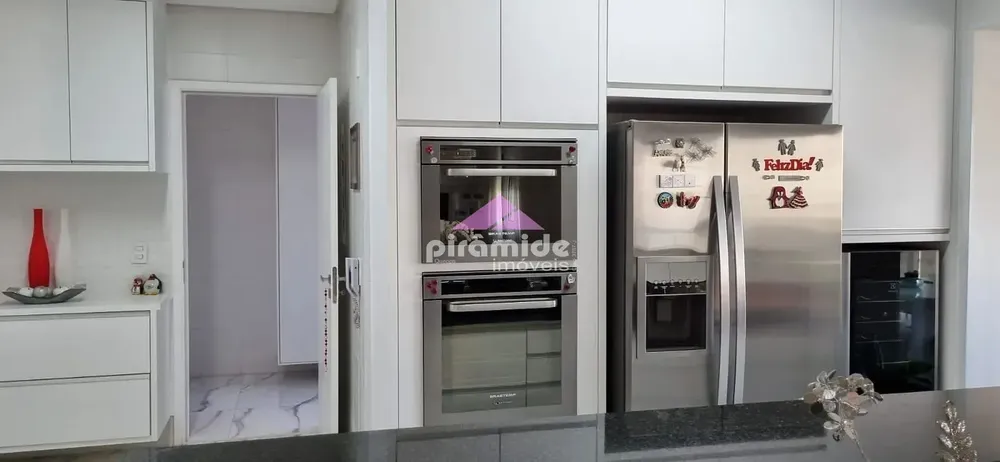 Apartamento, 3 quartos, 154 m² - Foto 2