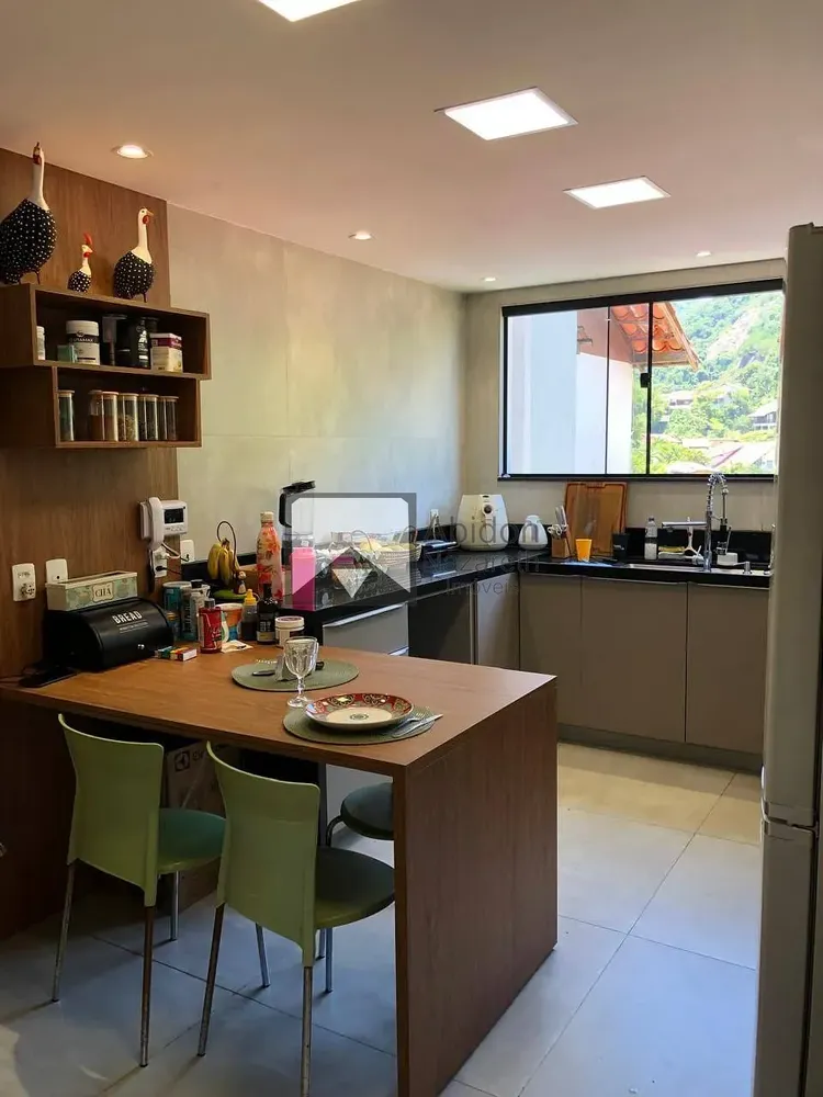 Casa, 3 quartos, 270 m² - Foto 10