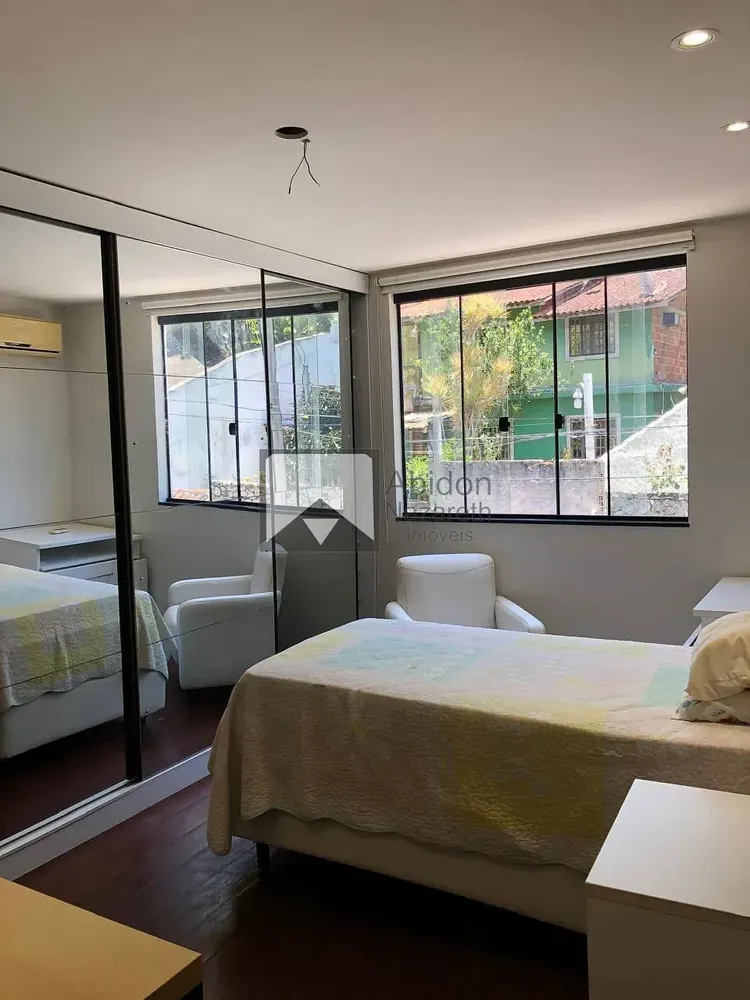 Casa, 3 quartos, 270 m² - Foto 6