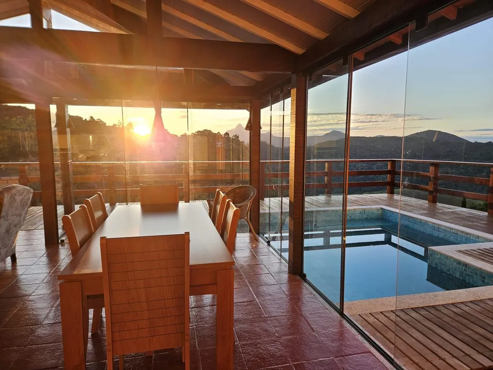 Casa, 4 quartos, 10 m² - Foto 1