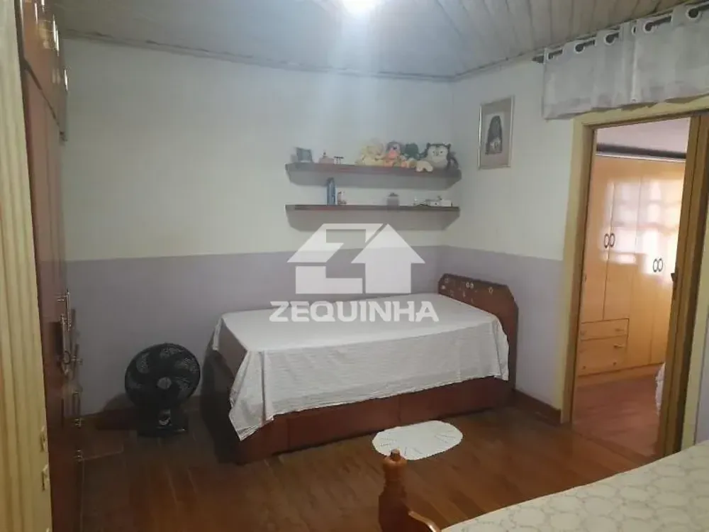 Casa, 3 quartos, 200 m² - Foto 2