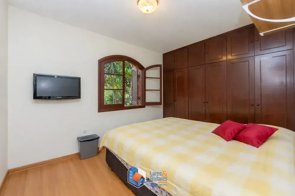 Casa, 3 quartos, 190 m² - Foto 2