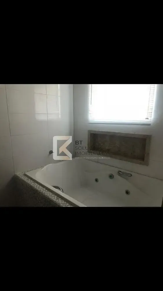 Casa, 4 quartos, 332 m² - Foto 1