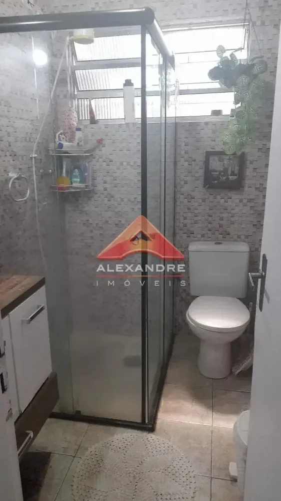 Casa, 3 quartos, 238 m² - Foto 1
