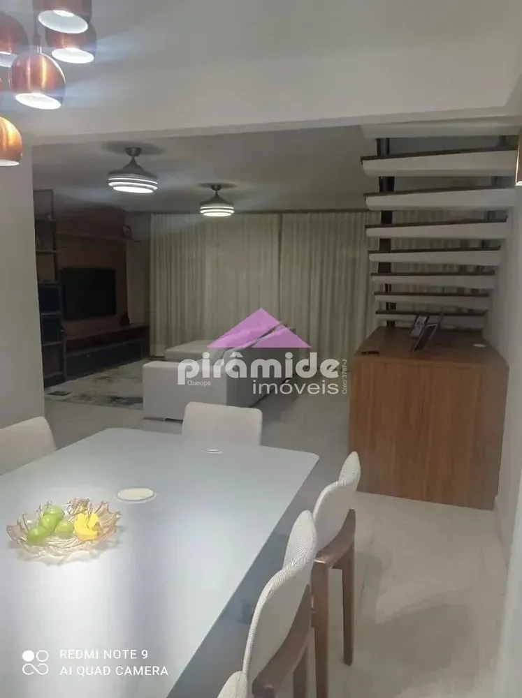 Casa, 4 quartos, 254 m² - Foto 2