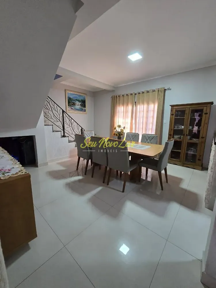 Sobrado, 3 quartos, 228 m² - Foto 3