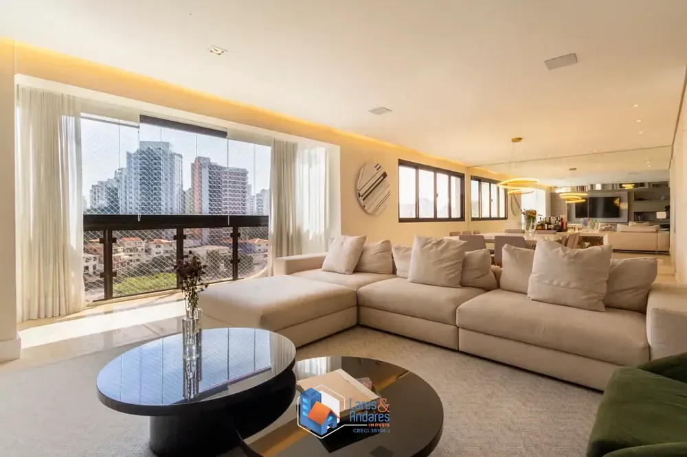 Apartamento, 3 quartos, 186 m² - Foto 2