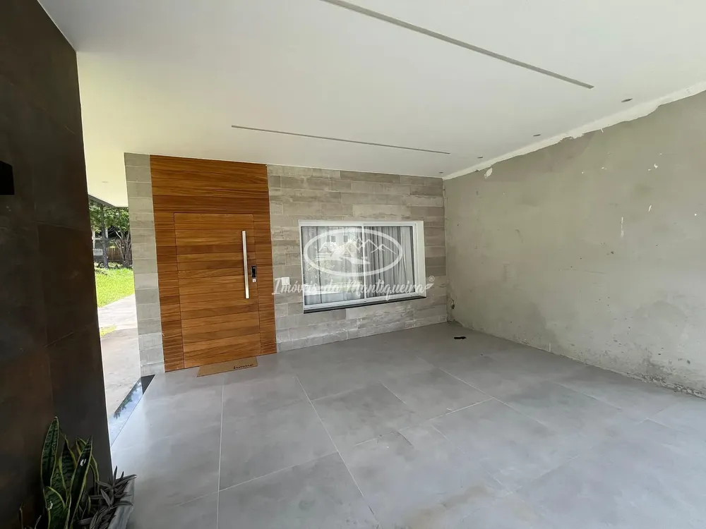 Casa, 4 quartos, 259 m² - Foto 1